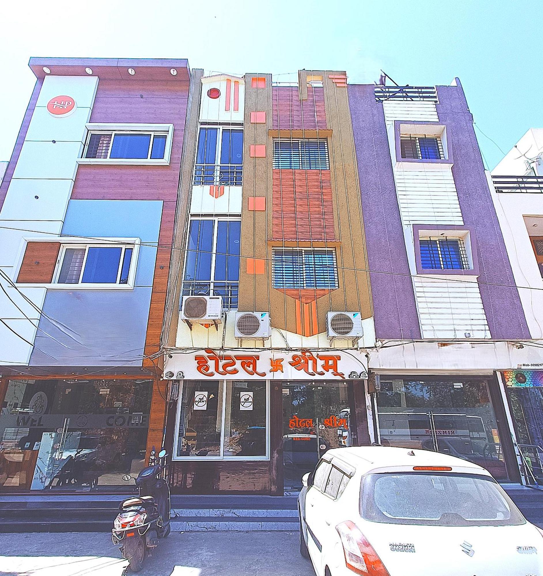 Hotel Shreem Ujaim Exterior foto